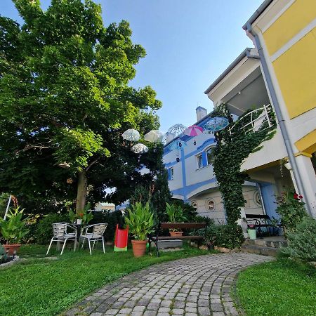 Rozina Apartman Mosonmagyaróvár Extérieur photo