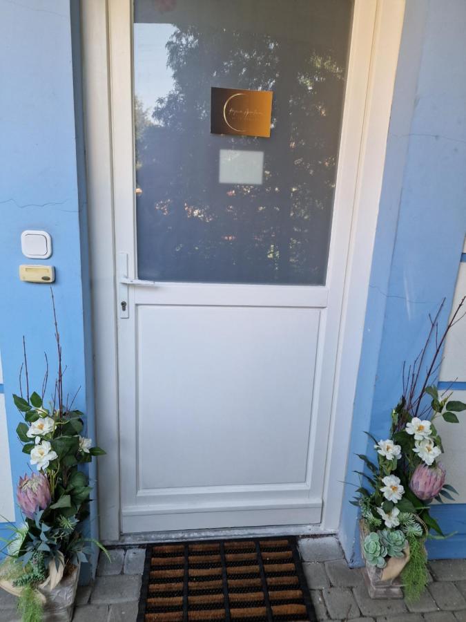 Rozina Apartman Mosonmagyaróvár Extérieur photo
